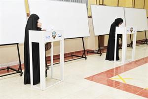 حرص نسائي على التصويت من اجل الكويت
