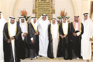 صاحب السمو الامير الشيخ صباح الاحمد وسمو ولي العهد الشيخ نواف الاحمد يباركان﻿