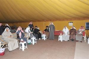 عاشور بين الحضور