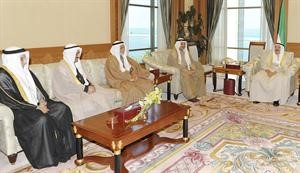 صاحب السمو الامير الشيخ صباح الاحمد خلال لقائه جمال الشهاب والمستشار يوسف المطاوعة﻿﻿والمستشار احمد العجيل والمستشار محمد بن ناجي﻿