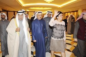 عبدالله يعقوب بشارة مع نبيل الفضل وصفاء الهاشم