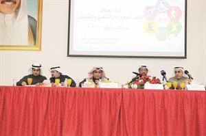 علي الثويني وشافي الهاجري وعايد الشمري خلال المهرجان قاسم باشا