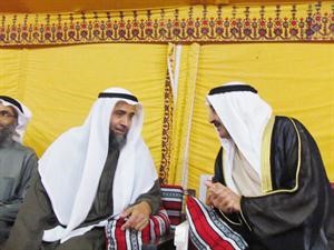 رئيس مجلس الامة السابق جاسم الخرافي مهنئا عبدالرحمن الجيران
