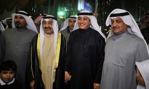 رئيس مجلس الامة السابق جاسم الخرافي ونجله لؤي متوسطا عسكر العنزي ولؤي جاسم الخرافي واحد الحضور