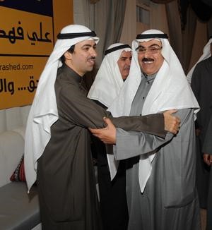 باسل الجاسر يقدم التهاني