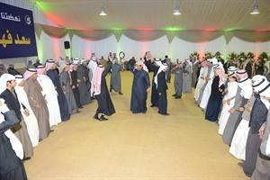 جانب من الفنون الشعبية احتفالا بفوز البوص