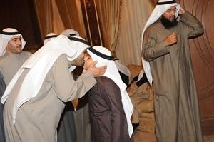 الاطفال شاركوا في التهنئة