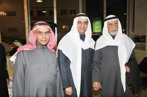 المليفي مع عبدالعزيز الغنام وعبدالرحمن الغنيم﻿