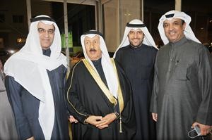 جواد بوخمسين ونجله انور حضرا للتهنئة﻿