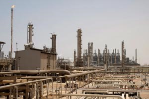 توقعات بزيادة الصين وارداتها من النفط السعودي 11% في 2013