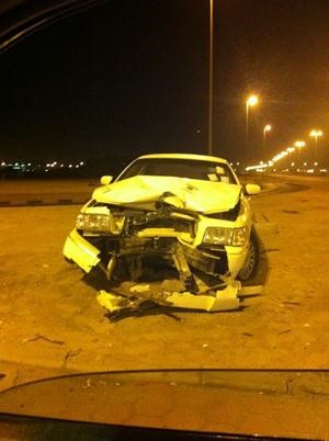 المركبة التي تضررت نتيجة الحادث﻿
