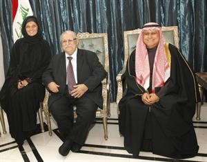 جلال طالباني مع الزميلين احمد بهبهاني وداليا بهبهاني﻿