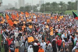 الاف من المواطنين شاركوا في مسيرة كرامة وطن 4 متين غوزالاسامة ابوعطية
