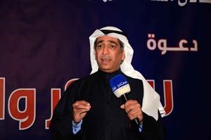 النائب عادل الخرافي متحدثا الى نساء الدائرة الثانية﻿