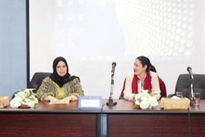 دخديجة معلا خلال اللقاء
