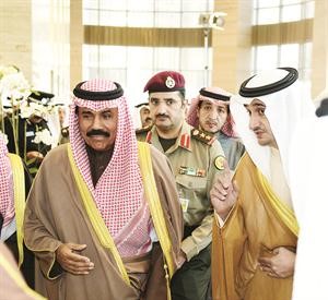 سمو ولي العهد الشيخ نواف الاحمد مع احمد الرومي 