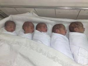 رحيل أول امرأة أنجبت 5 توائم عاشوا جميعاً  