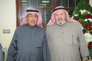 الزميل عدنان الراشد مهنئا القناعي﻿