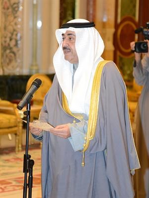 الشيخ احمد الحمود يؤدي اليمين