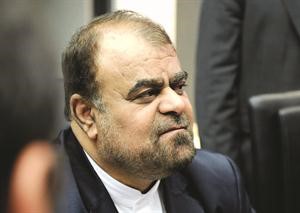 وزير النفط الايراني متحدثا قبيل اجتماع اوبك﻿