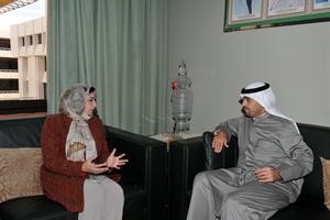 وزير التجارة انس الصالح مع الوزيرة الرشيدي﻿