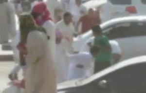 متهوِّر يطلق النار عشوائياً خلال تجمهر للتفحيط في الرياض