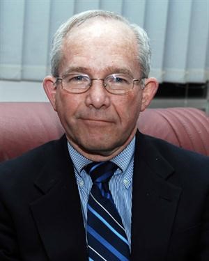 ادوارد غنيم﻿