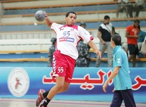 الكويت يسعى للانقضاض على صدارة الدوري اليوم﻿