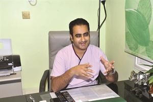 د.الحزامي لـ «الأنباء»: زراعة الغرسة المعدنية في عظام الأسنان تحتاج من شهرين إلى ستة أشهر للشفاء الكامل والتحام الزرعة بالعظم