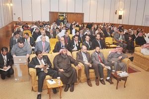مشاركة كبيرة في مؤتمر اتحاد الكتاب السوريين الذي اقيم في رابطة الادباء الكويتيين﻿