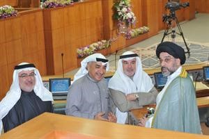سيد حسين القلاف وصالح عاشور ودعبدالحميد دشتي وخليل الصالح