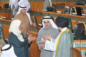 سيد حسين القلاف واحمد لاري ودمعصومة المبارك