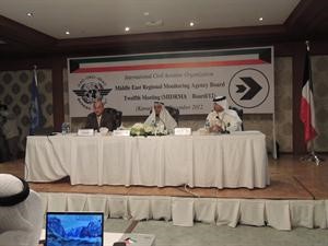 منبيل الزامل متحدثا خلال المؤتمر﻿