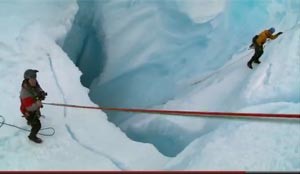 فيديو لأكبر تفكك جليدي في المحيط المتجمد تراها عين الانسان