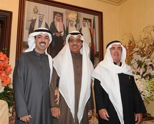 رئيس مجلس الامة علي الراشد يتلقى تهنئة من نائبه مبارك الخرينج بحضور والده فهد الراشد