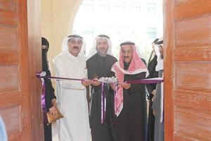 دعبدالرضا اسيري خلال افتتاح المختبر﻿