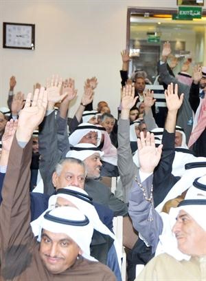 التصويت على التقريرين المالي والادبي﻿