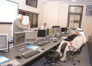 الشيخ احمد مشعل الاحمد يطلع على طبيعة عمل اللجنة﻿