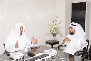 دالشريكة متحدثا للزميل ضاري المطيري