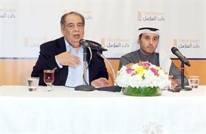 ديوسف زيدان متحدثا في اللقاء﻿