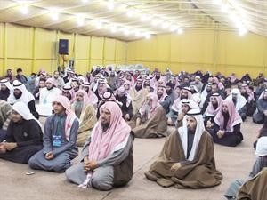 من الحضور في اللقاء﻿