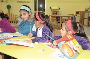 جانب من الطالبات في الدورة﻿