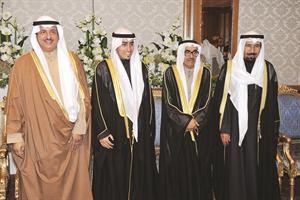 الشيخ علي الجابر مهنئا﻿