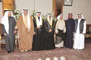 عبدالعزيز الشايع وخالد الشايع وجد العروس خليفة الرومي يباركون	سعود سالم﻿