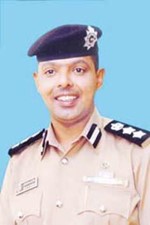 العقيد عادل حشاش﻿