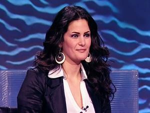 سما المصري تقدم برنامجاً كوميدياً ساخراً