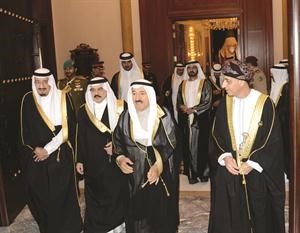 صاحب السمو الامير الشيخ صباح الاحمد وصاحب السمو الملكي الامير سلمان بن عبدالعزيز والعاهل البحريني الملك حمد بن عيسى ال خليفة
والشيخ محمد بن راشد ال مكتوم والشيخ تميم بن حمد بن خليفة ال ثاني وفهد بن محمود ال سعيد