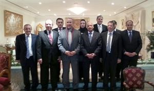 دشريف الصفتي يتوسط السفير المصري عبدالكريم سليمان ونائب السفير يسري خليل﻿﻿والمستشار الاعلامي محمد فوزي والمستشار الثقافي دمنى ربيع﻿