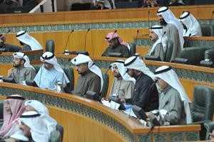 عبدالله التميمي ونواف الفزيع ومحمد الجبري وبدر البذالي وعادل الخرافي وهشام البغلي