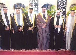 الشيخ صباح ناصر صباح الاحمد يقدم التهاني﻿